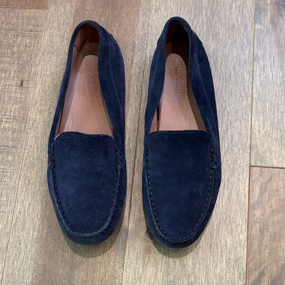 M Gemi Shoes - Women's Classic Navy Suede Loafers